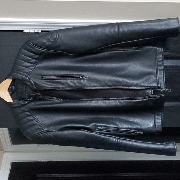 Zara faux Leather jacket - Picture 1 of 4